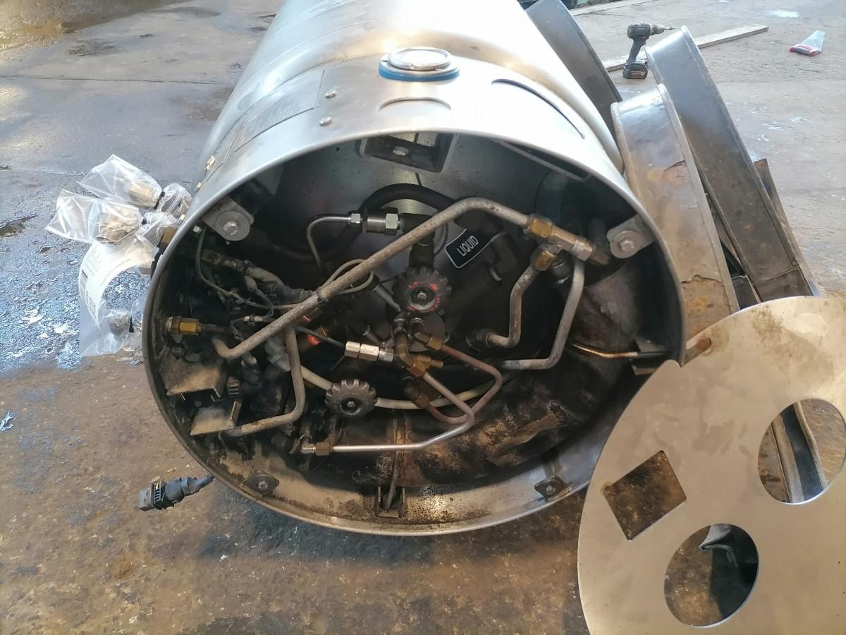 Scania Kütusepaak 352L (LNG) 2859387 - Üzemanyag tartály - Teherautó: 4 kép. Scania Kütusepaak 352L (LNG) 2859387 - Üzemanyag tartály - Teherautó: 4 kép.