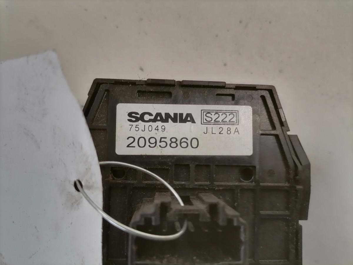 Scania Lüliti 2095860 - Fülke - Teherautó: 4 kép. Scania Lüliti 2095860 - Fülke - Teherautó: 4 kép.