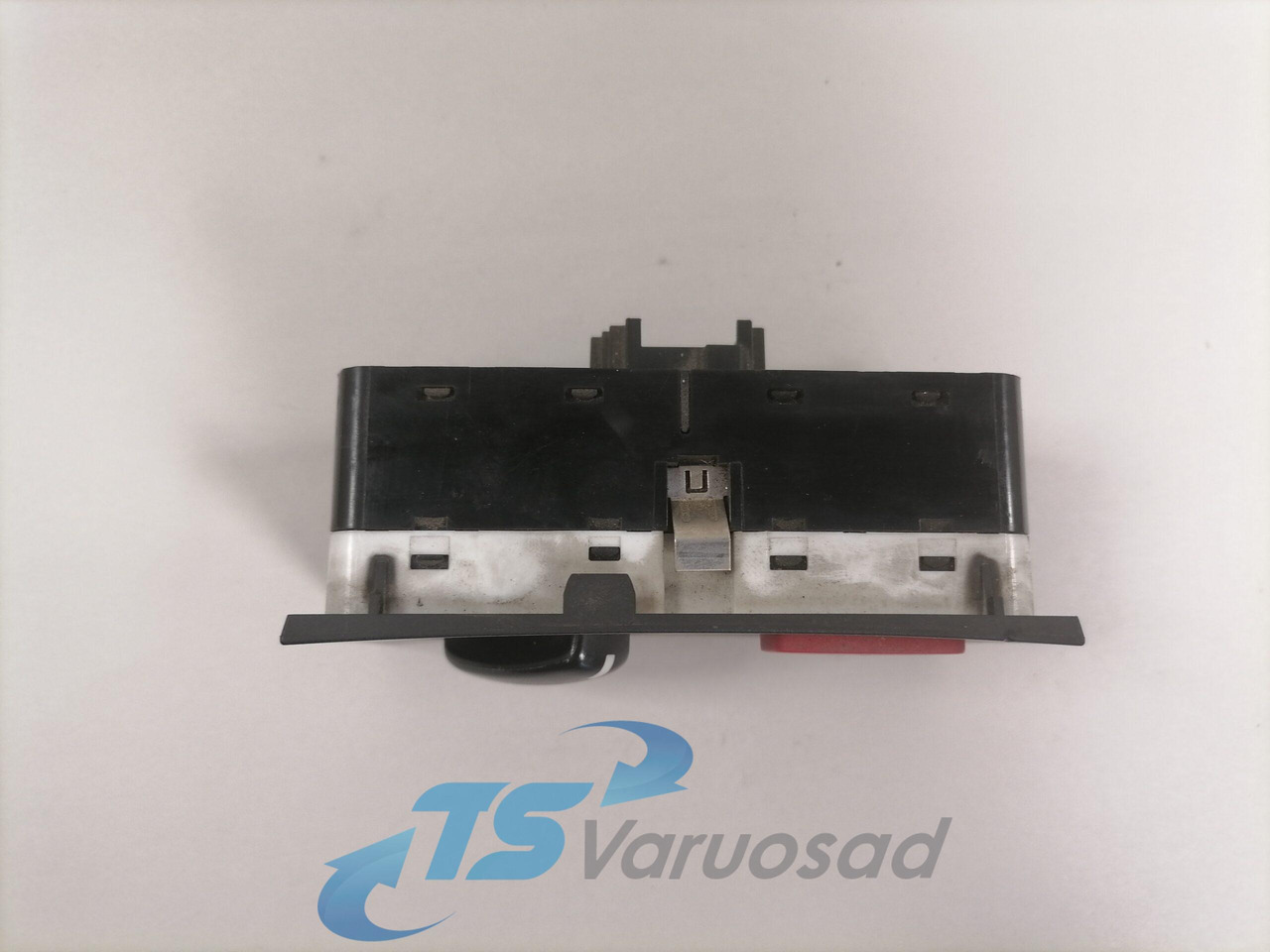 Scania Lüliti, esituled 1540673 - Fülke - Teherautó: 2 kép. Scania Lüliti, esituled 1540673 - Fülke - Teherautó: 2 kép.
