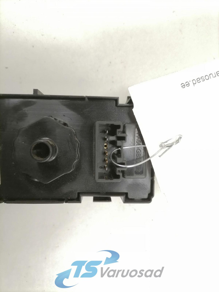 Scania Lülitite moodul 2557284 - Fülke - Teherautó: 4 kép. Scania Lülitite moodul 2557284 - Fülke - Teherautó: 4 kép.
