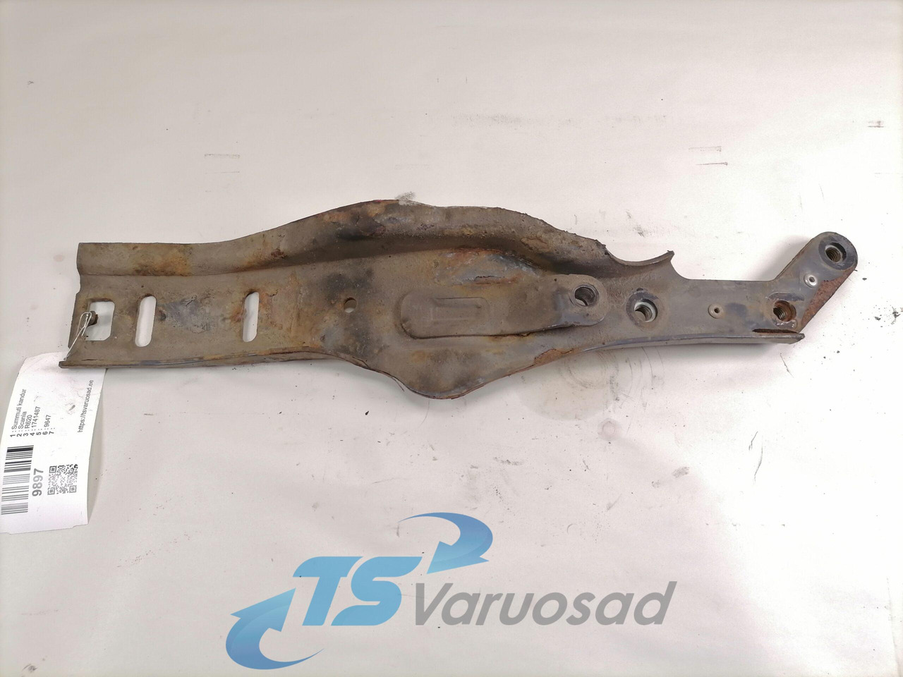 Scania Muffler carrier 1741487 - Hangtompító - Teherautó: 2 kép. Scania Muffler carrier 1741487 - Hangtompító - Teherautó: 2 kép.