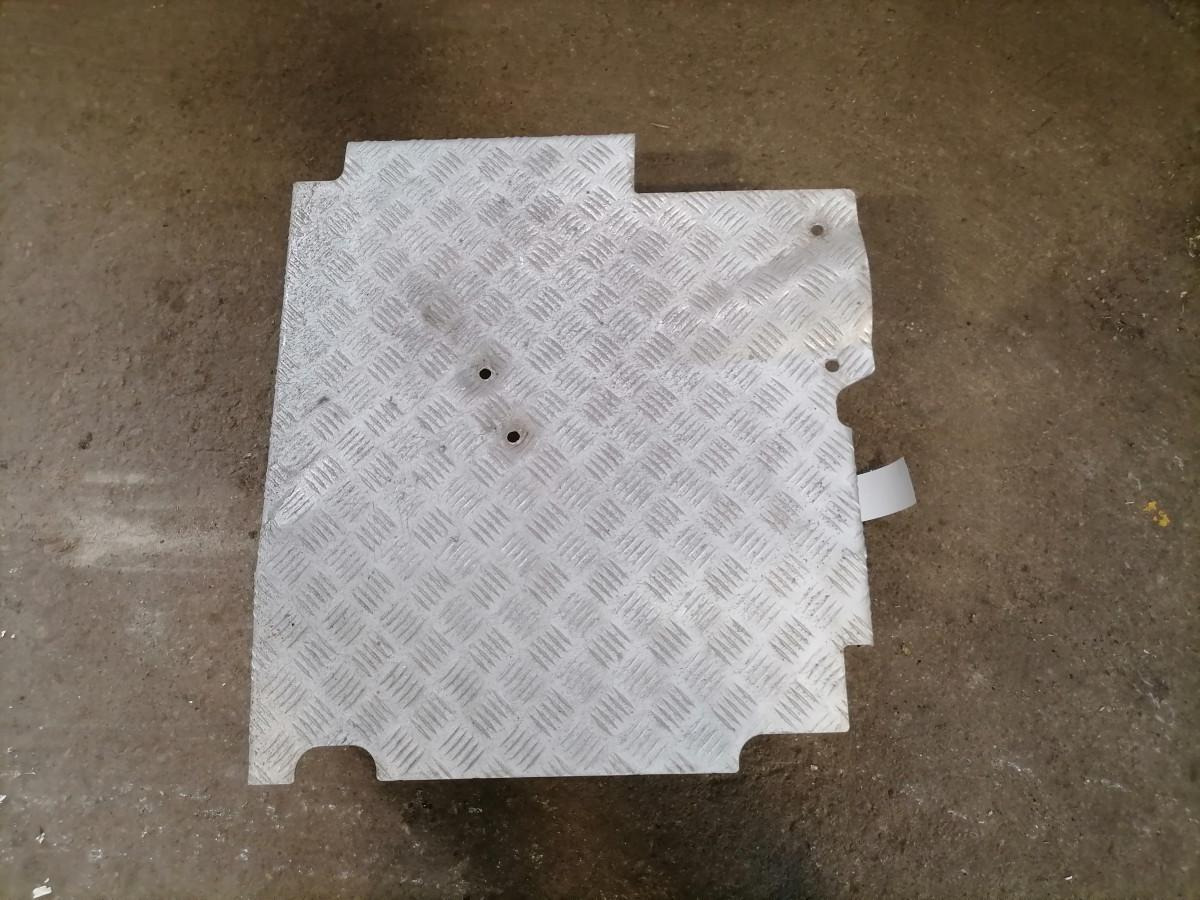 Scania Muffler cover 1776579 - Hangtompító - Teherautó: 4 kép. Scania Muffler cover 1776579 - Hangtompító - Teherautó: 4 kép.