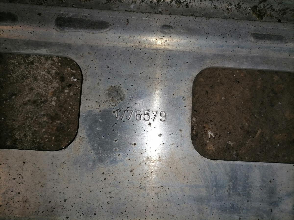 Scania Muffler cover 1776579 - Hangtompító - Teherautó: 5 kép. Scania Muffler cover 1776579 - Hangtompító - Teherautó: 5 kép.