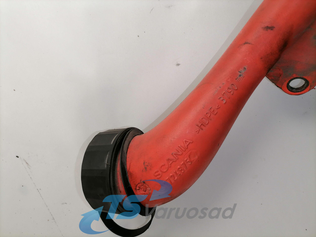 Scania Oil pipe 1724875 - Motor és alkatrészek - Teherautó: 4 kép. Scania Oil pipe 1724875 - Motor és alkatrészek - Teherautó: 4 kép.