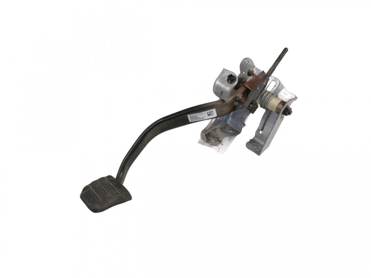 Scania Piduripedaal 2055137 - Üzemanyagrendszer - Teherautó: 1 kép. Scania Piduripedaal 2055137 - Üzemanyagrendszer - Teherautó: 1 kép.