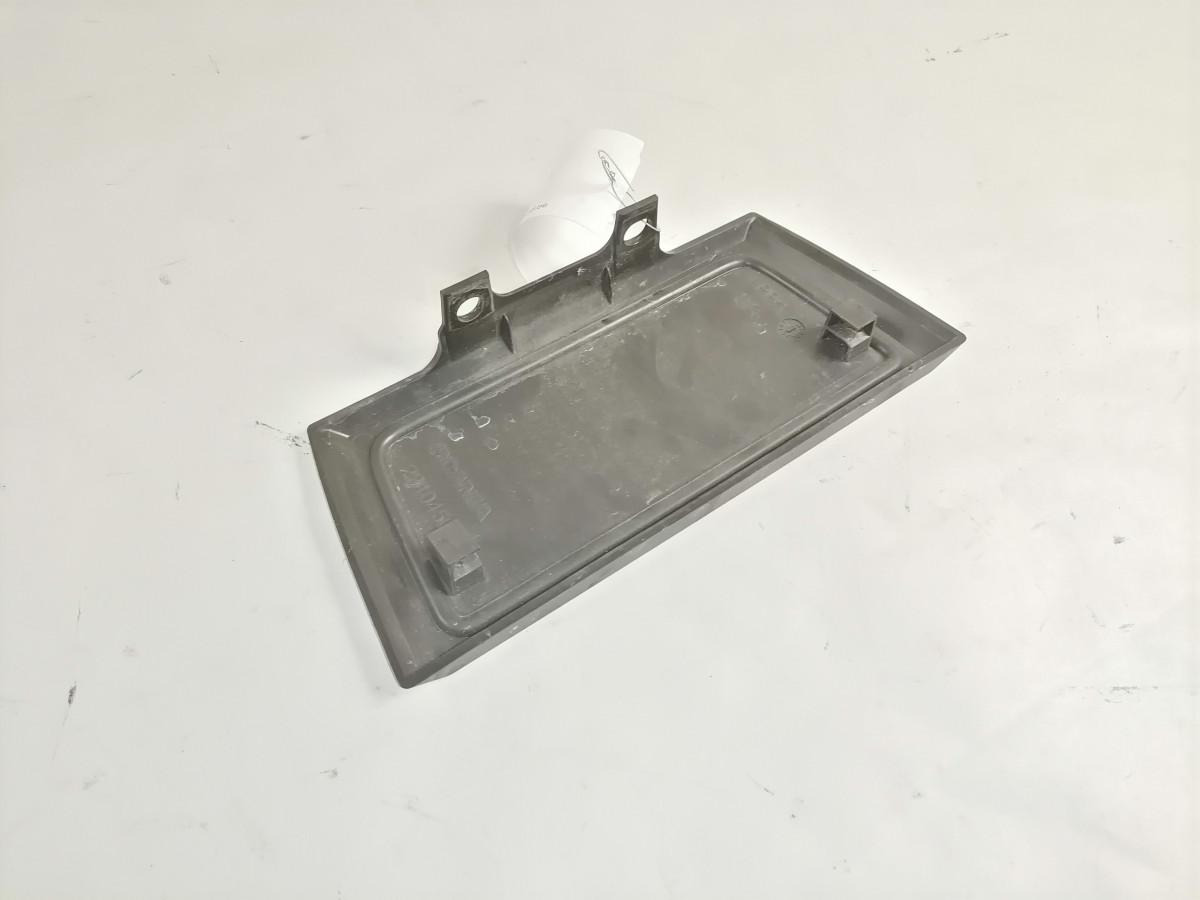 Scania Plastikdetail 2310450 - Légterelő - Teherautó: 3 kép. Scania Plastikdetail 2310450 - Légterelő - Teherautó: 3 kép.