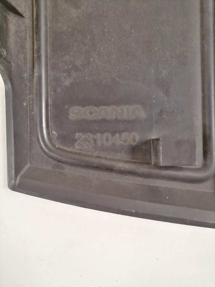 Scania Plastikdetail 2310450 - Légterelő - Teherautó: 3 kép. Scania Plastikdetail 2310450 - Légterelő - Teherautó: 3 kép.
