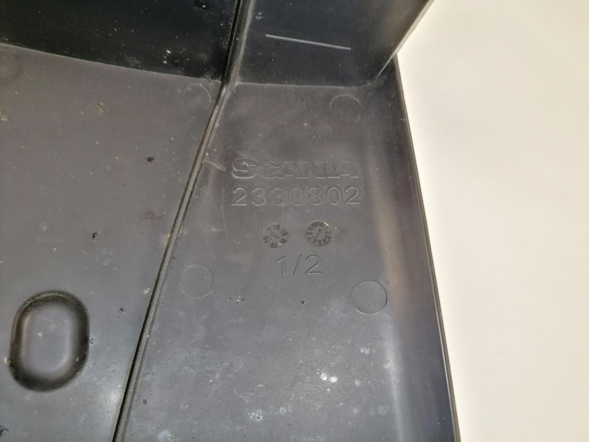 Scania Plastikdetail 2330802 - Légterelő - Teherautó: 4 kép. Scania Plastikdetail 2330802 - Légterelő - Teherautó: 4 kép.