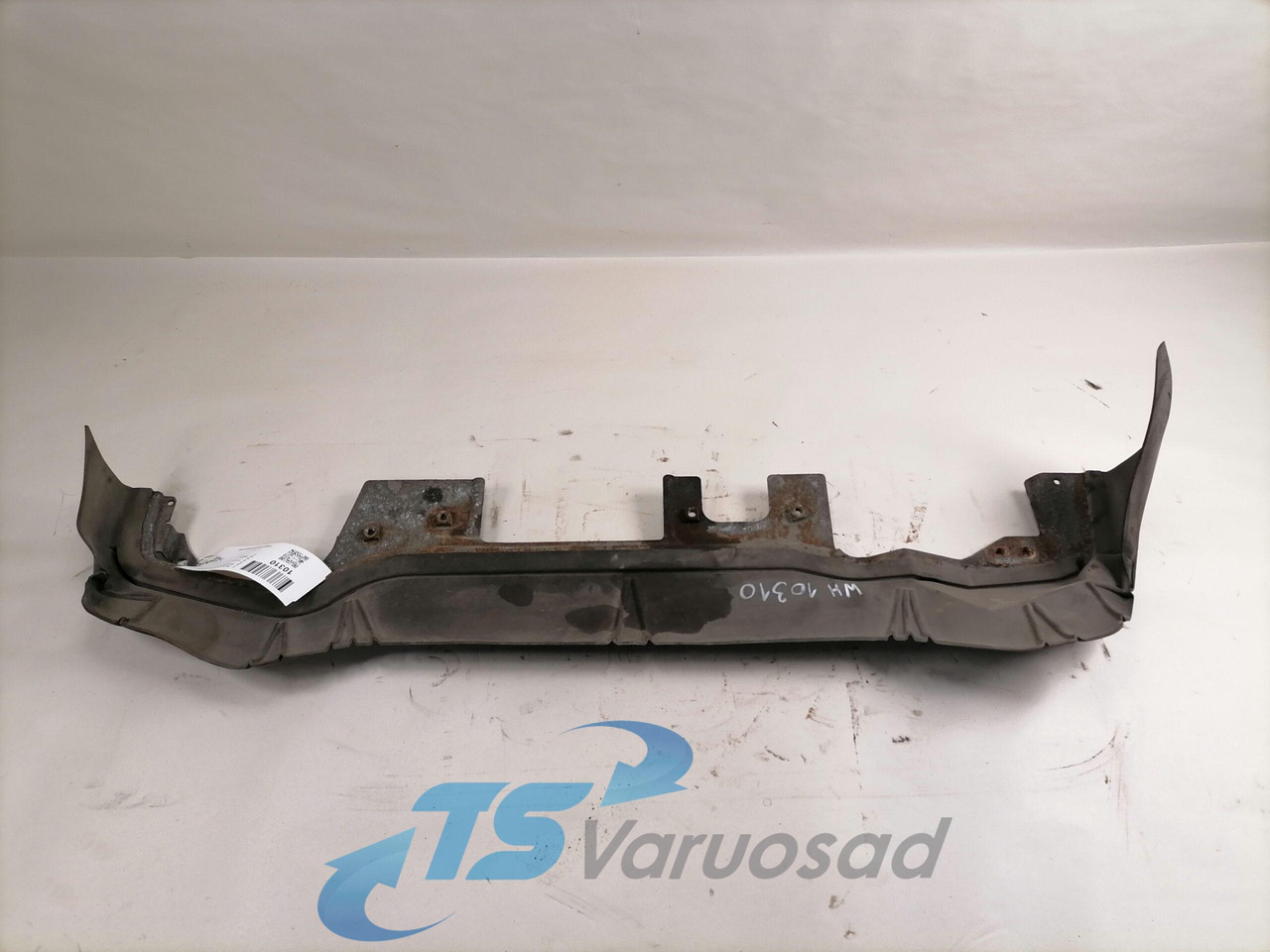 Scania Radiaatori pealne kate 1444977 - Univerzális alkatrész - Teherautó: 2 kép. Scania Radiaatori pealne kate 1444977 - Univerzális alkatrész - Teherautó: 2 kép.