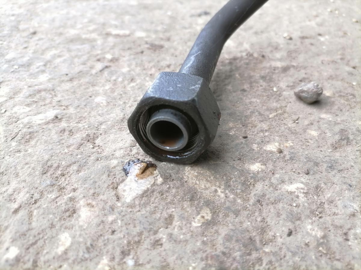 Scania Roolisüsteemi õlitoru 1790993 - Szervócső - Teherautó: 4 kép. Scania Roolisüsteemi õlitoru 1790993 - Szervócső - Teherautó: 4 kép.