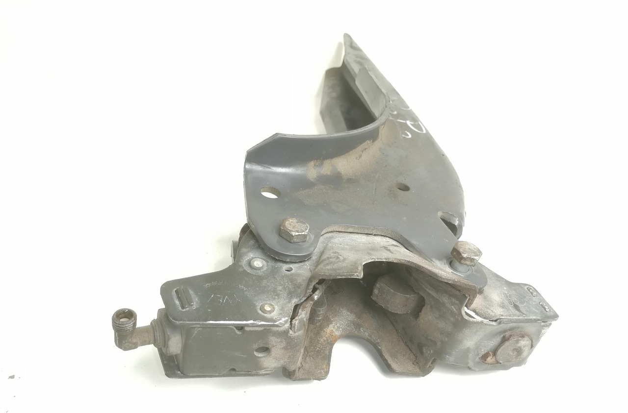 Scania Scania cab carrier 1491018 - Fülke felfüggesztés - Teherautó: 3 kép. Scania Scania cab carrier 1491018 - Fülke felfüggesztés - Teherautó: 3 kép.