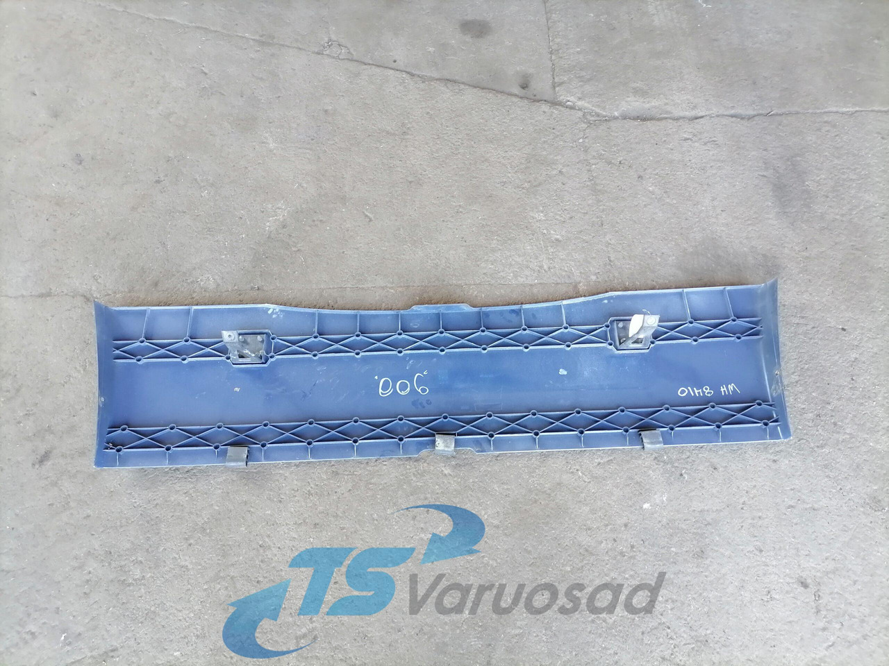 Scania Scania cab wind deflector, roof 1731083 - Légterelő - Teherautó: 3 kép. Scania Scania cab wind deflector, roof 1731083 - Légterelő - Teherautó: 3 kép.