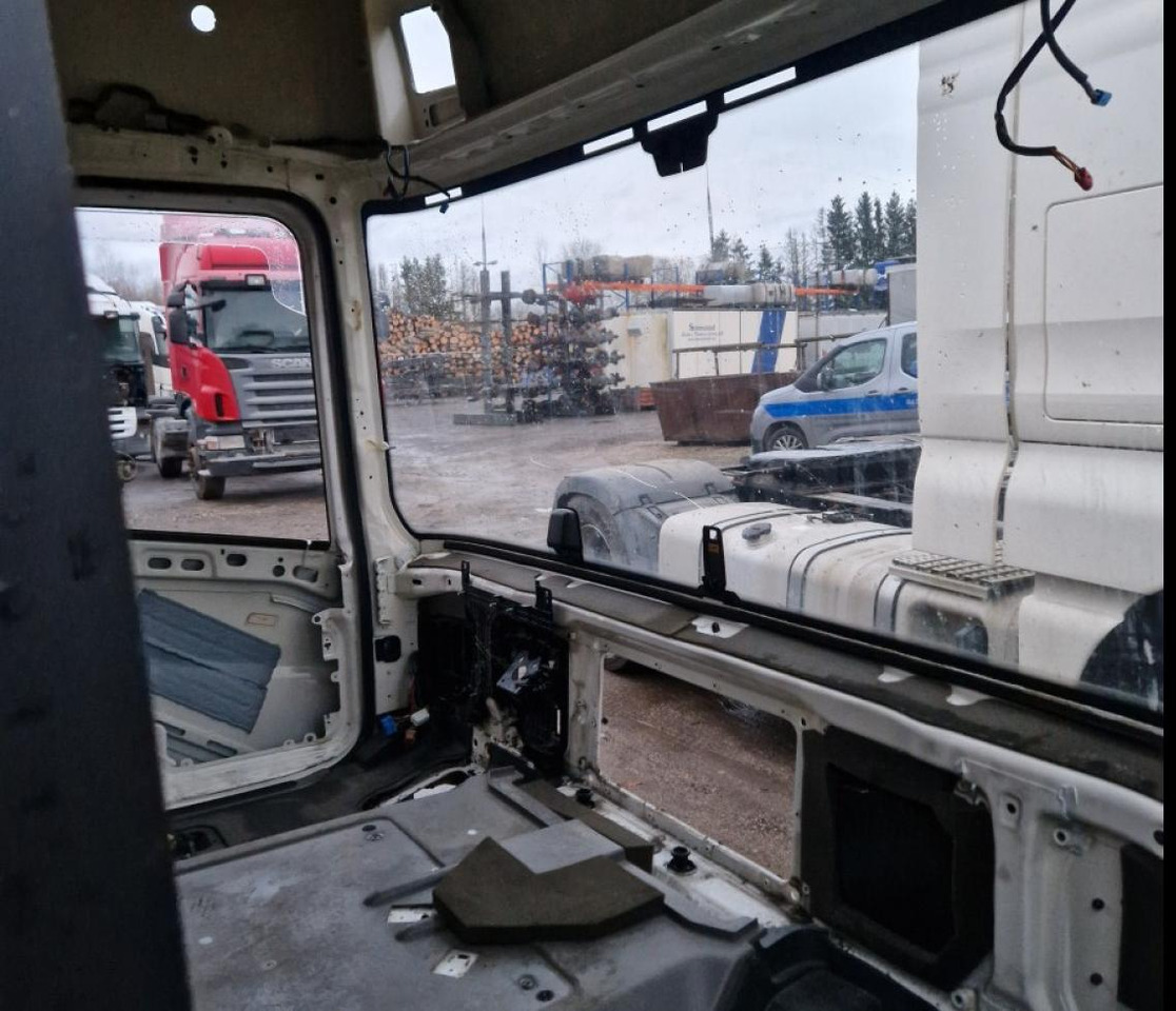 Scania Scania kabiin CR20 CR20 - Fülke és belső tér - Teherautó: 3 kép. Scania Scania kabiin CR20 CR20 - Fülke és belső tér - Teherautó: 3 kép.