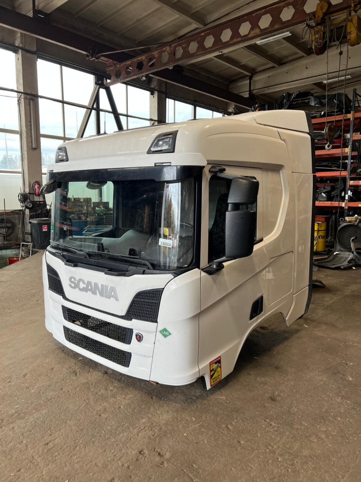 Scania Scania kabiin CR20N CR20N - Fülke és belső tér - Teherautó: 1 kép. Scania Scania kabiin CR20N CR20N - Fülke és belső tér - Teherautó: 1 kép.