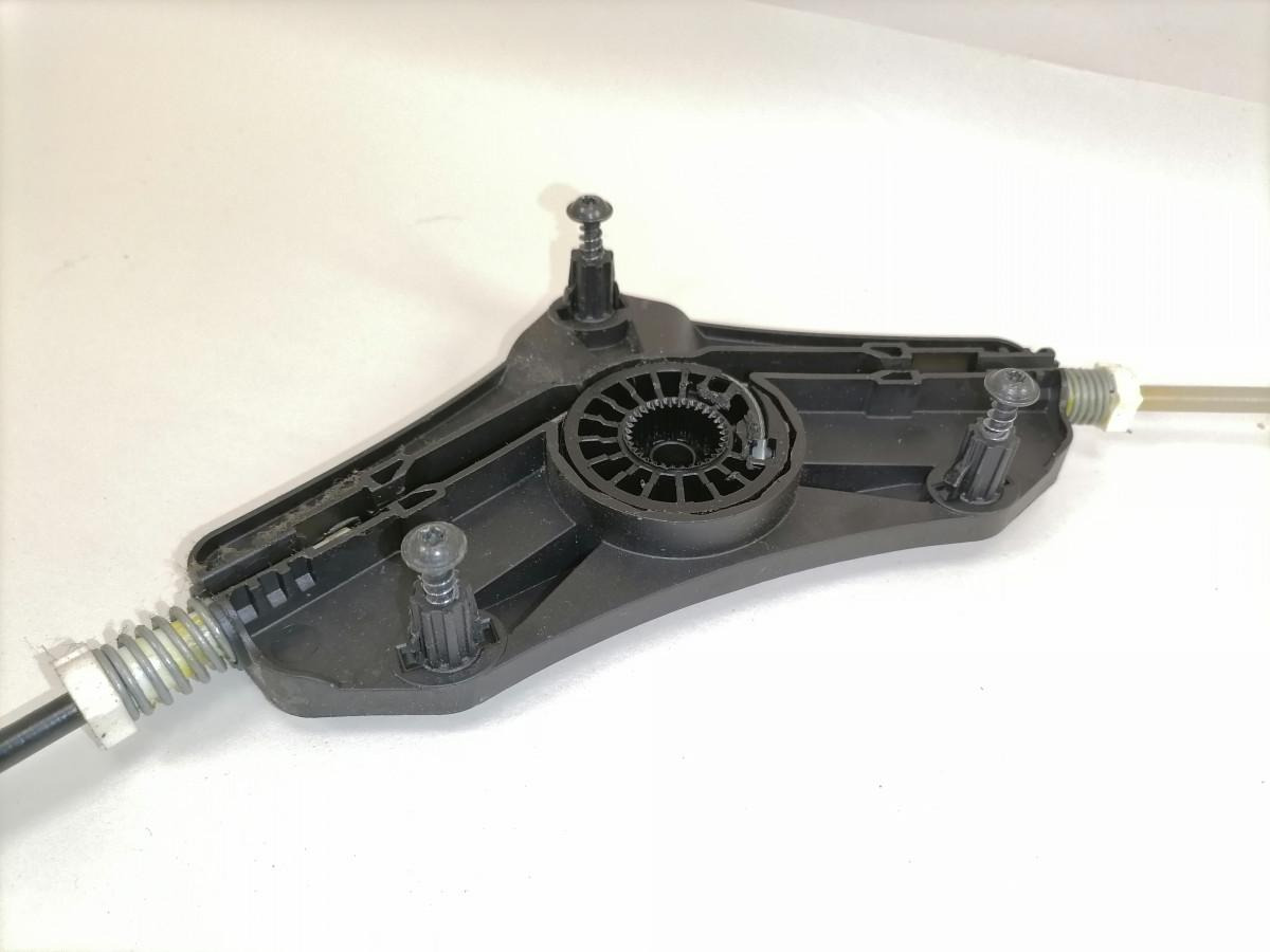 Scania Side window lifting mechanism 2053163 - Ablak és alkatrészek - Teherautó: 3 kép. Scania Side window lifting mechanism 2053163 - Ablak és alkatrészek - Teherautó: 3 kép.