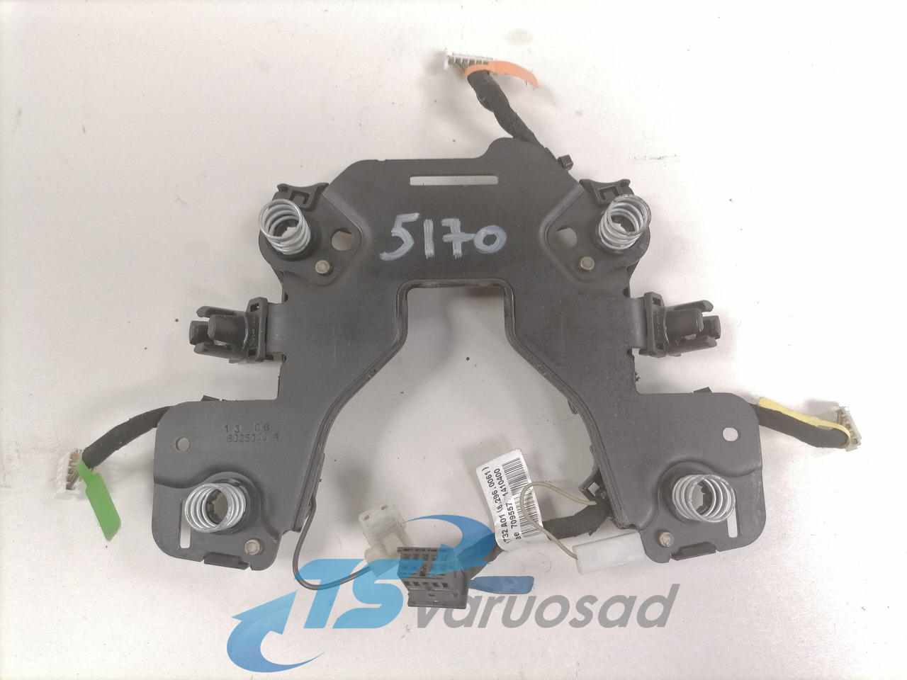 Scania Steering wheel cable 1851603 - Kormányzás - Teherautó: 5 kép. Scania Steering wheel cable 1851603 - Kormányzás - Teherautó: 5 kép.