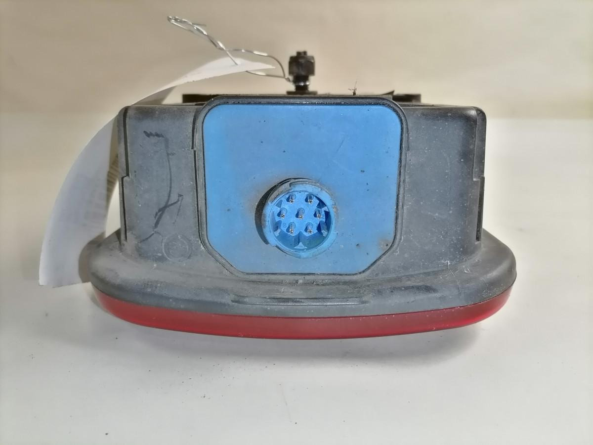 Scania Tagatuli, parem 2129987 - Hátsó lámpa - Teherautó: 3 kép. Scania Tagatuli, parem 2129987 - Hátsó lámpa - Teherautó: 3 kép.