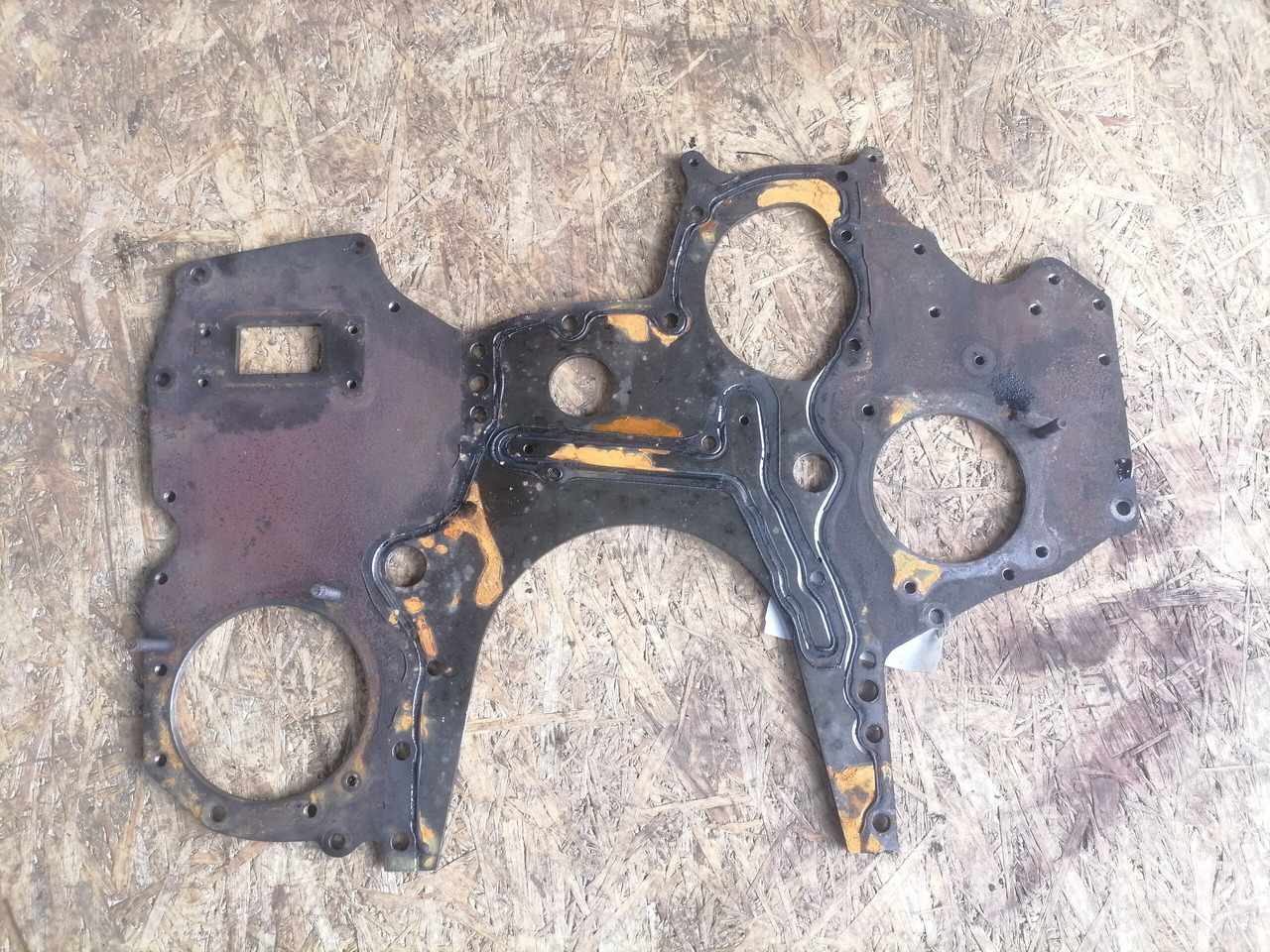 Scania Timing gear plate 1859171 - Motor és alkatrészek - Teherautó: 4 kép. Scania Timing gear plate 1859171 - Motor és alkatrészek - Teherautó: 4 kép.