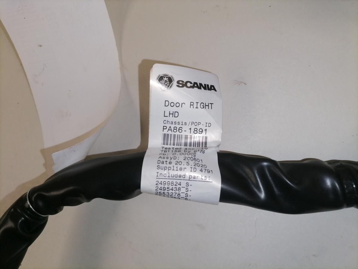 Scania Ukse juhtmestik 2553278 - Ajtó és alkatrészek - Teherautó: 2 kép. Scania Ukse juhtmestik 2553278 - Ajtó és alkatrészek - Teherautó: 2 kép.