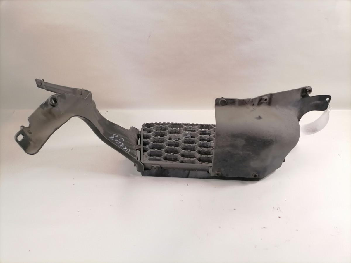 Scania Ülemine astmelaud, vasak 2418455 - Lépcső - Teherautó: 3 kép. Scania Ülemine astmelaud, vasak 2418455 - Lépcső - Teherautó: 3 kép.