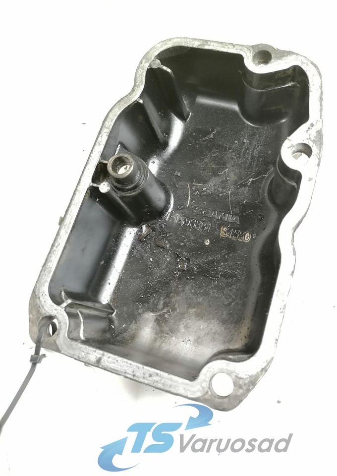 Scania Valve cover 1398884 - Motor fej - Teherautó: 3 kép. Scania Valve cover 1398884 - Motor fej - Teherautó: 3 kép.