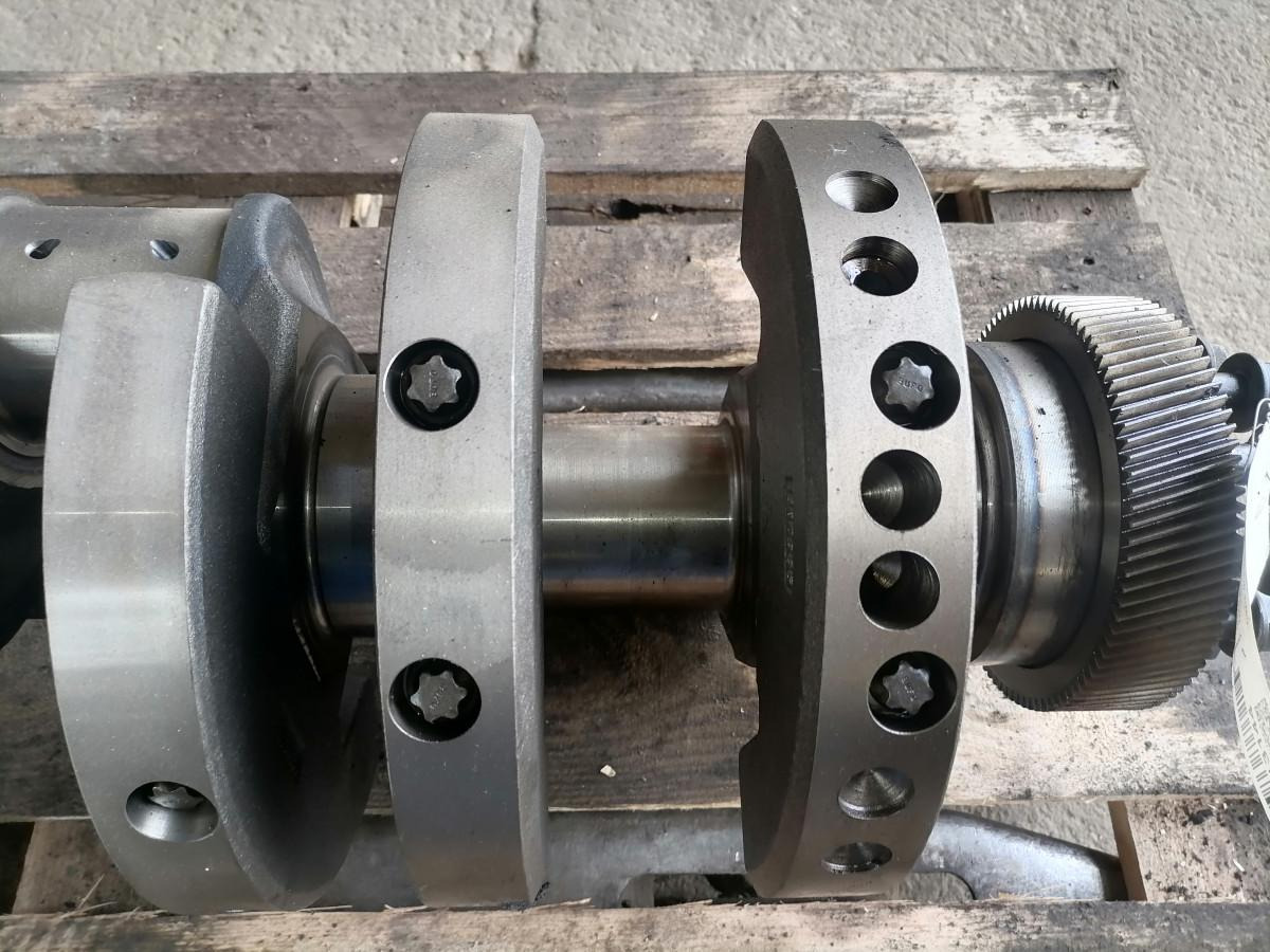 Scania Väntvõll 1428625 - Főtengely - Teherautó: 3 kép. Scania Väntvõll 1428625 - Főtengely - Teherautó: 3 kép.