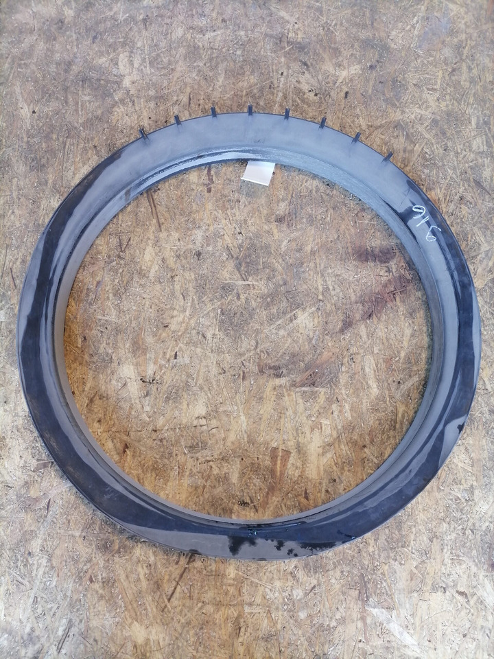 Scania Ventilaatori metallrõngas 1788048 - Radiátor - Teherautó: 4 kép. Scania Ventilaatori metallrõngas 1788048 - Radiátor - Teherautó: 4 kép.