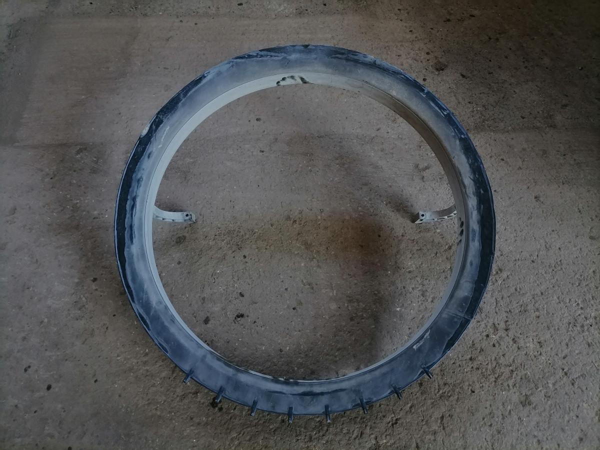 Scania Ventilaatori metallrõngas 2212223 - Radiátor - Teherautó: 3 kép. Scania Ventilaatori metallrõngas 2212223 - Radiátor - Teherautó: 3 kép.