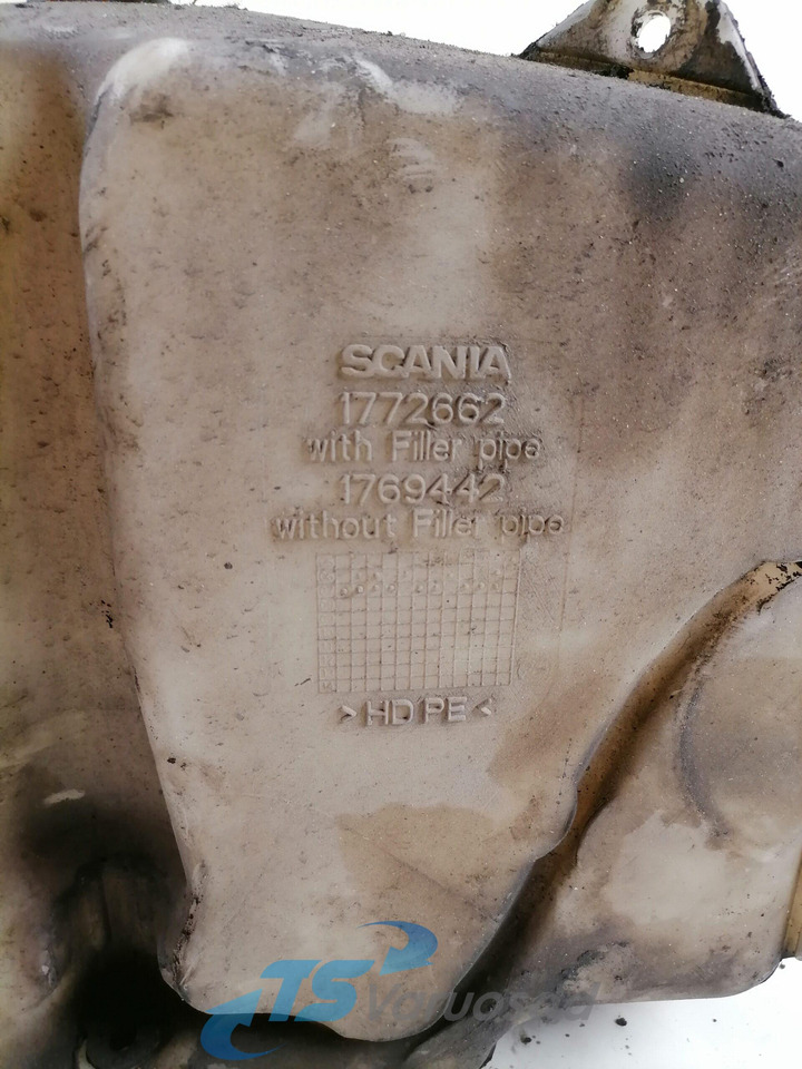 Scania Windscreen washer fluid tank 1772662 - Ablaktörlő - Teherautó: 3 kép. Scania Windscreen washer fluid tank 1772662 - Ablaktörlő - Teherautó: 3 kép.