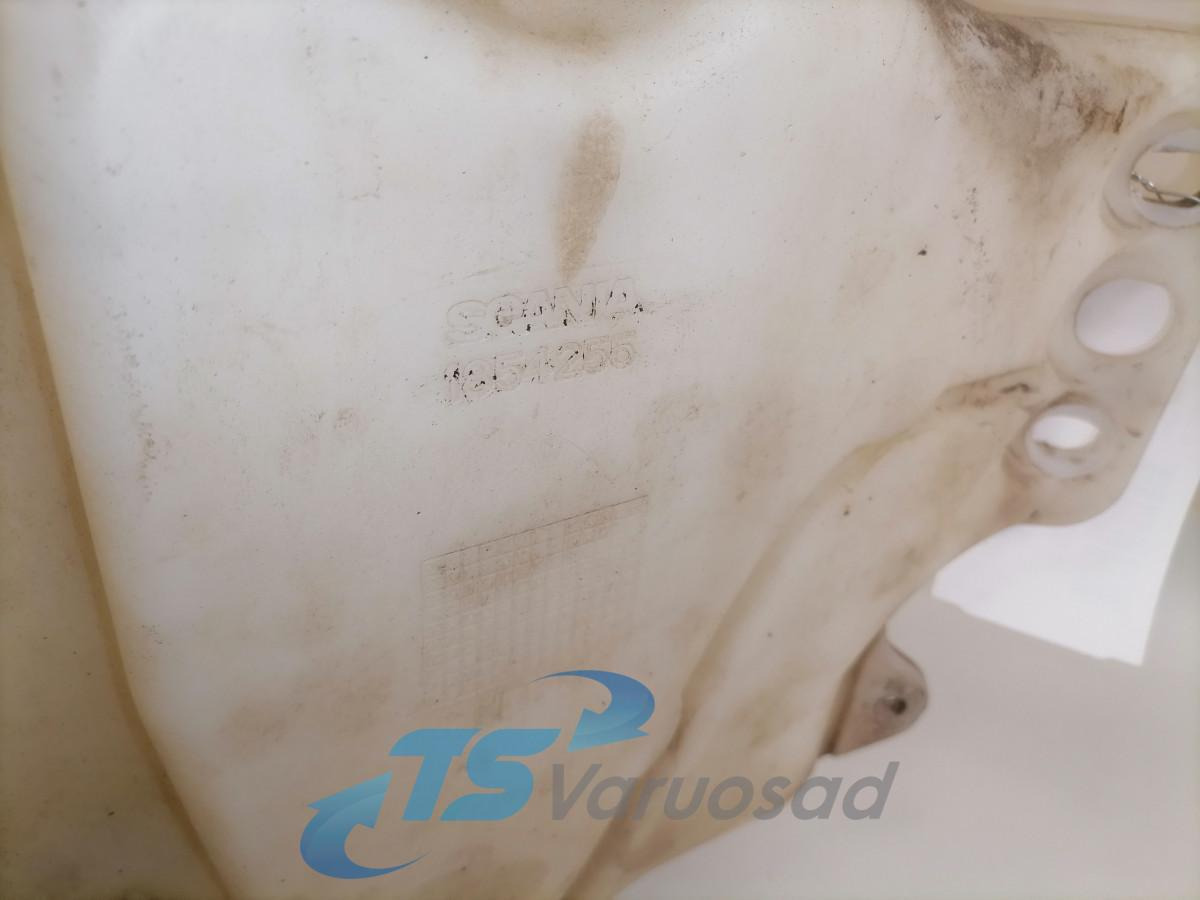 Scania Windscreen washer fluid tank 1854255 - Ablaktörlő - Teherautó: 5 kép. Scania Windscreen washer fluid tank 1854255 - Ablaktörlő - Teherautó: 5 kép.