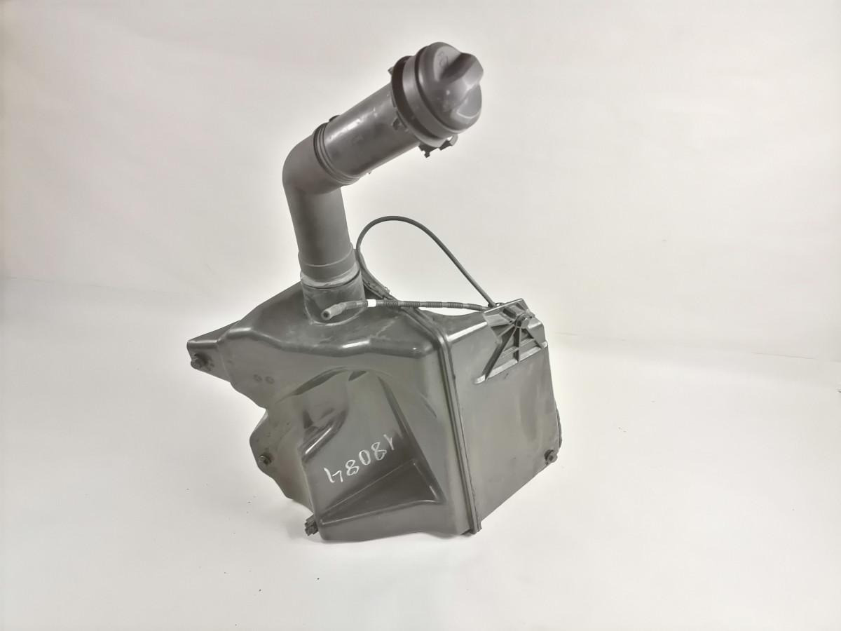 Scania Windscreen washer fluid tank 2707037 - Ablaktörlő - Teherautó: 2 kép. Scania Windscreen washer fluid tank 2707037 - Ablaktörlő - Teherautó: 2 kép.