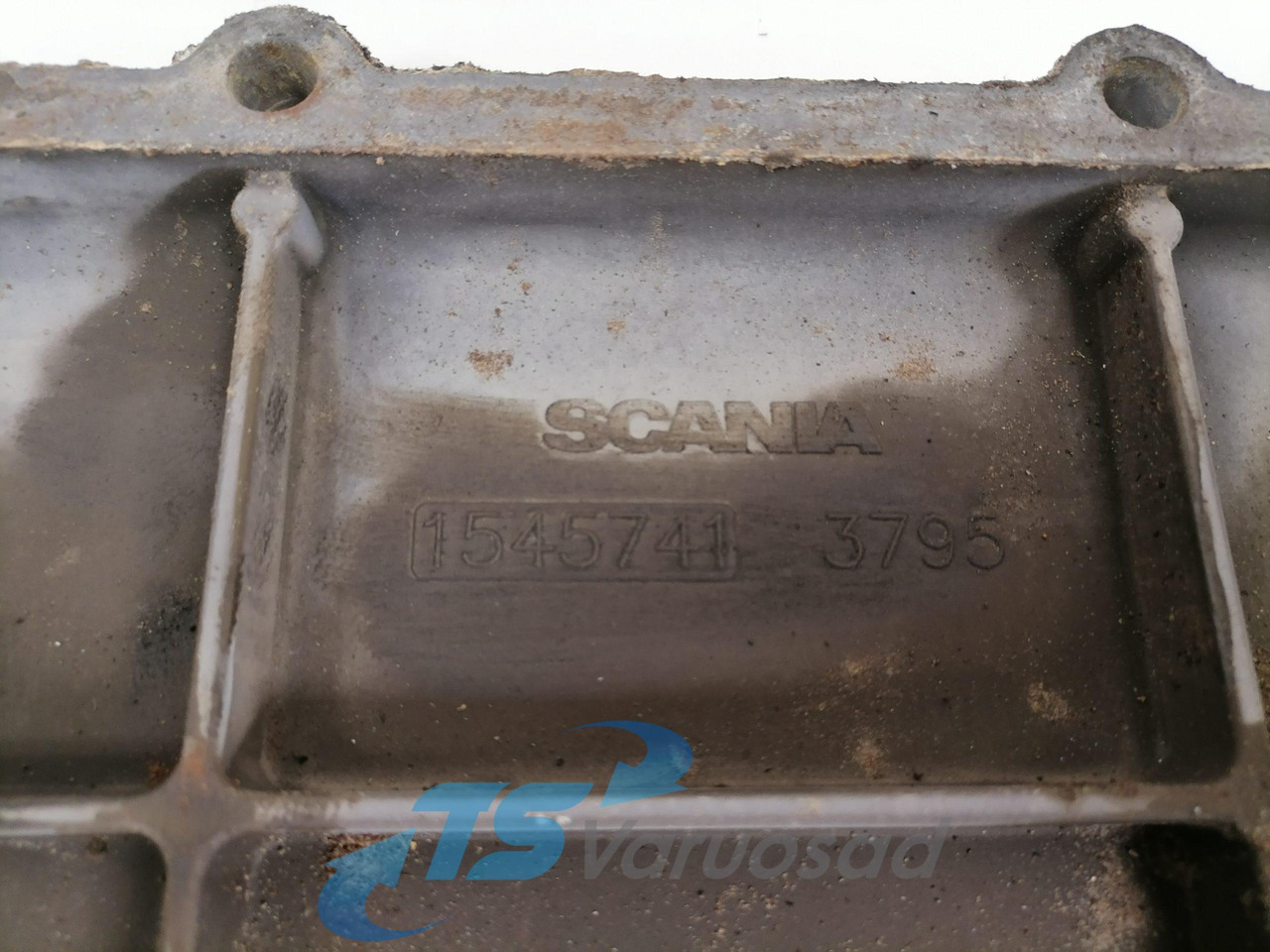 Scania engine side cover 1545741 - Motor és alkatrészek - Teherautó: 3 kép. Scania engine side cover 1545741 - Motor és alkatrészek - Teherautó: 3 kép.