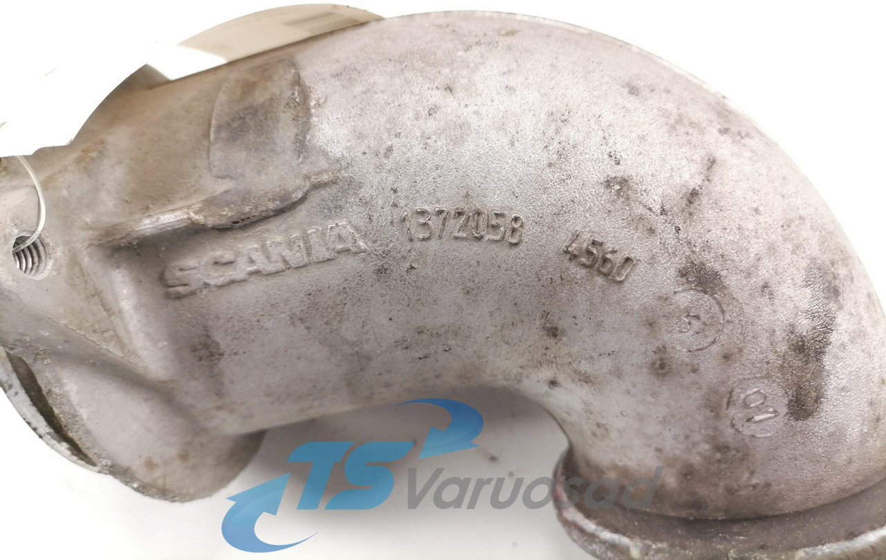 Scania intercooler pipe 1372058 - Köztes hűtő - Teherautó: 2 kép. Scania intercooler pipe 1372058 - Köztes hűtő - Teherautó: 2 kép.