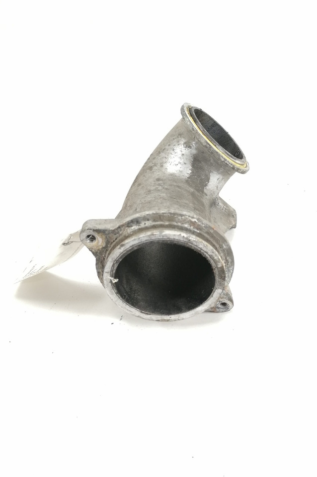 Scania intercooler pipe 1372058 - Köztes hűtő - Teherautó: 2 kép. Scania intercooler pipe 1372058 - Köztes hűtő - Teherautó: 2 kép.