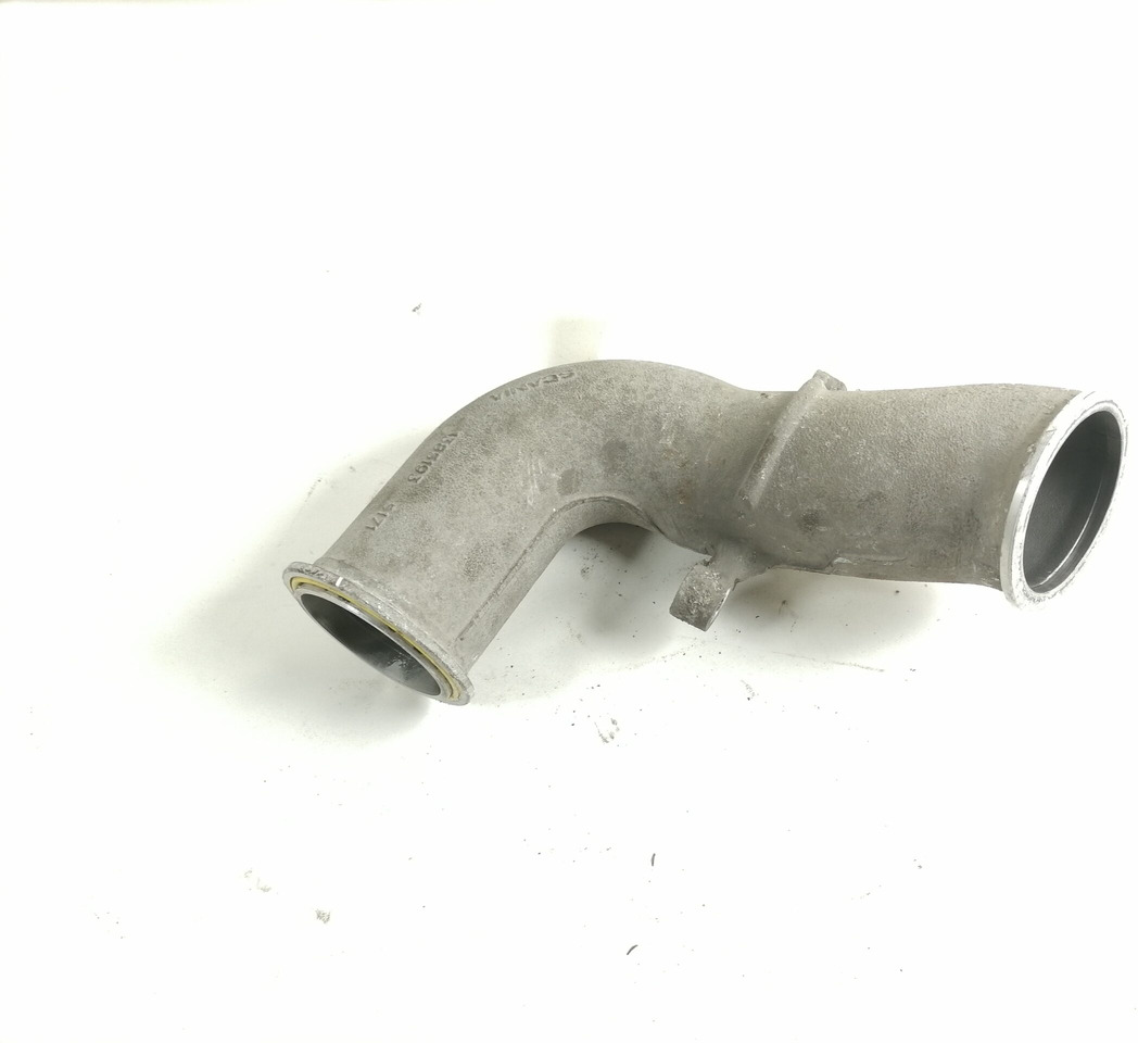 Scania intercooler pipe 1385193 - Köztes hűtő - Teherautó: 1 kép. Scania intercooler pipe 1385193 - Köztes hűtő - Teherautó: 1 kép.