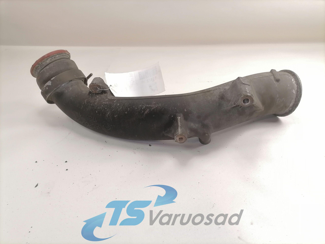Scania intercooler pipe 1812885 - Köztes hűtő - Teherautó: 2 kép. Scania intercooler pipe 1812885 - Köztes hűtő - Teherautó: 2 kép.