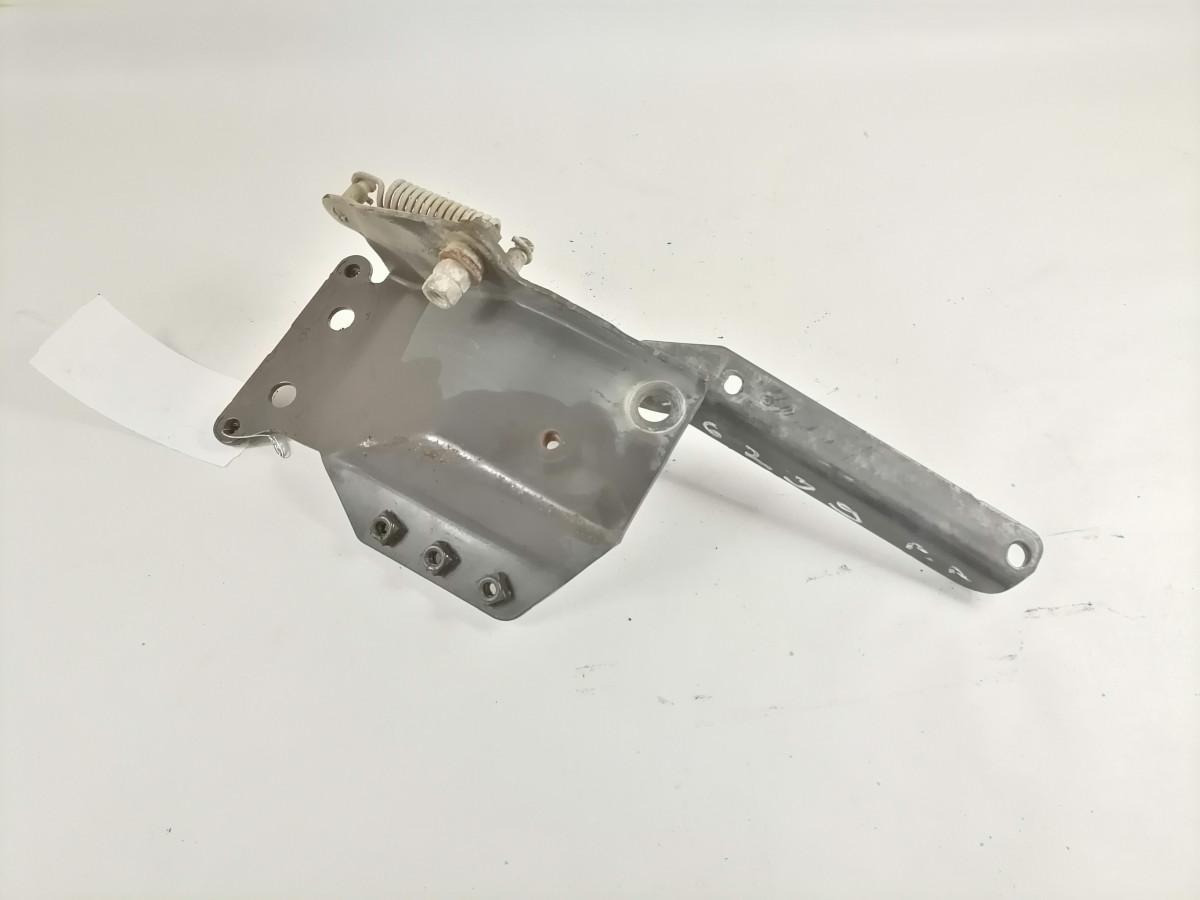 Scania lower grille carrier hinge 1785548 - Rács - Teherautó: 4 kép. Scania lower grille carrier hinge 1785548 - Rács - Teherautó: 4 kép.