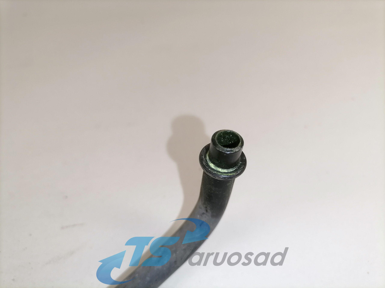 Volvo A/C pipe 20398146 - Fűtés/ Szellőzés gep - Teherautó: 4 kép. Volvo A/C pipe 20398146 - Fűtés/ Szellőzés gep - Teherautó: 4 kép.