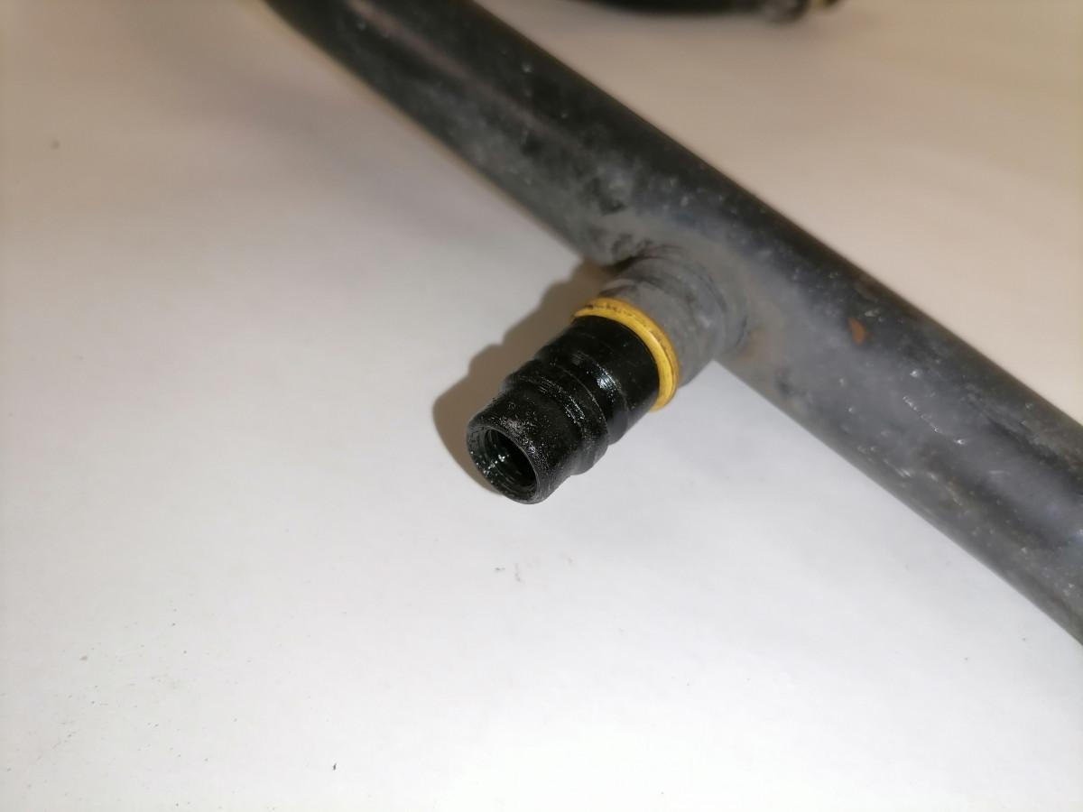 Volvo A/C pipe 20398150 - Fűtés/ Szellőzés gep - Teherautó: 4 kép. Volvo A/C pipe 20398150 - Fűtés/ Szellőzés gep - Teherautó: 4 kép.