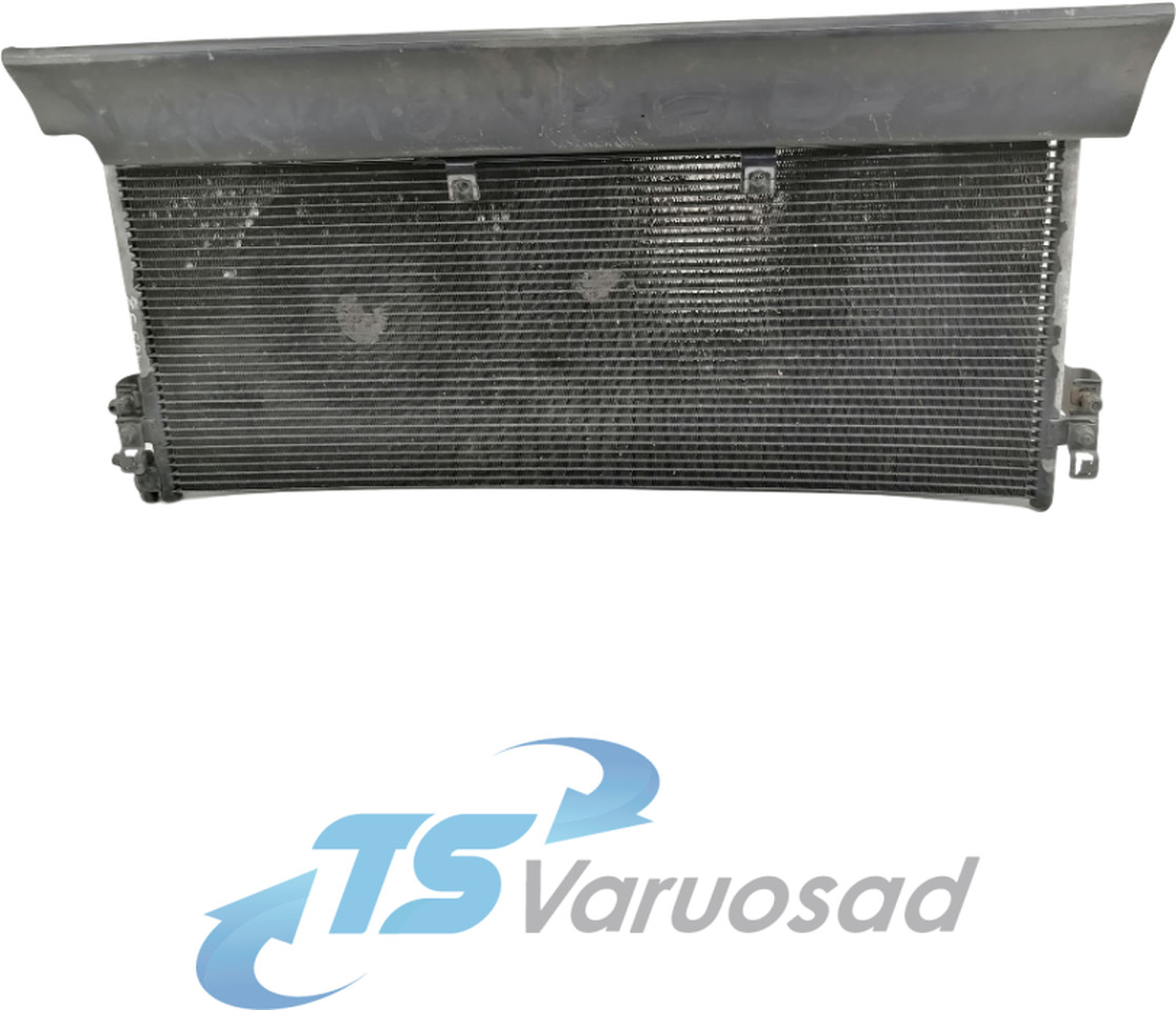 Volvo A/C radiator 22768792 - Fűtés/ Szellőzés gep - Teherautó: 1 kép. Volvo A/C radiator 22768792 - Fűtés/ Szellőzés gep - Teherautó: 1 kép.