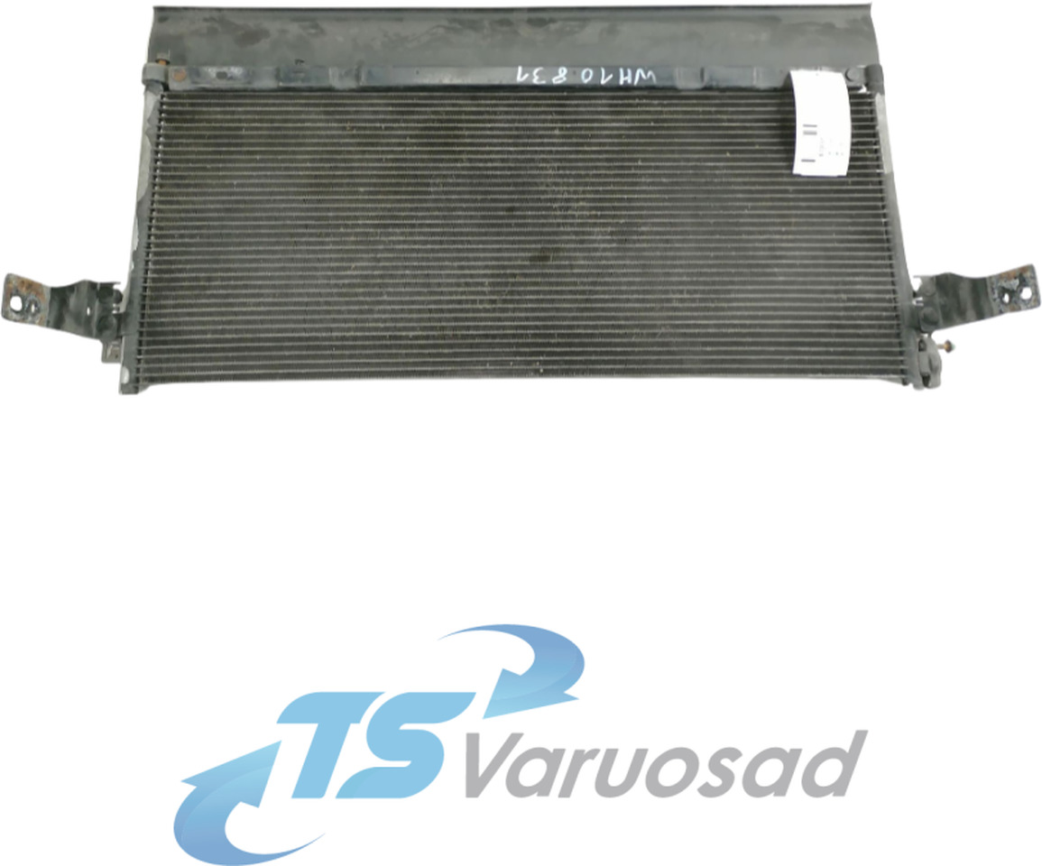 Volvo A/C radiator 22768792 - Fűtés/ Szellőzés gep - Teherautó: 2 kép. Volvo A/C radiator 22768792 - Fűtés/ Szellőzés gep - Teherautó: 2 kép.