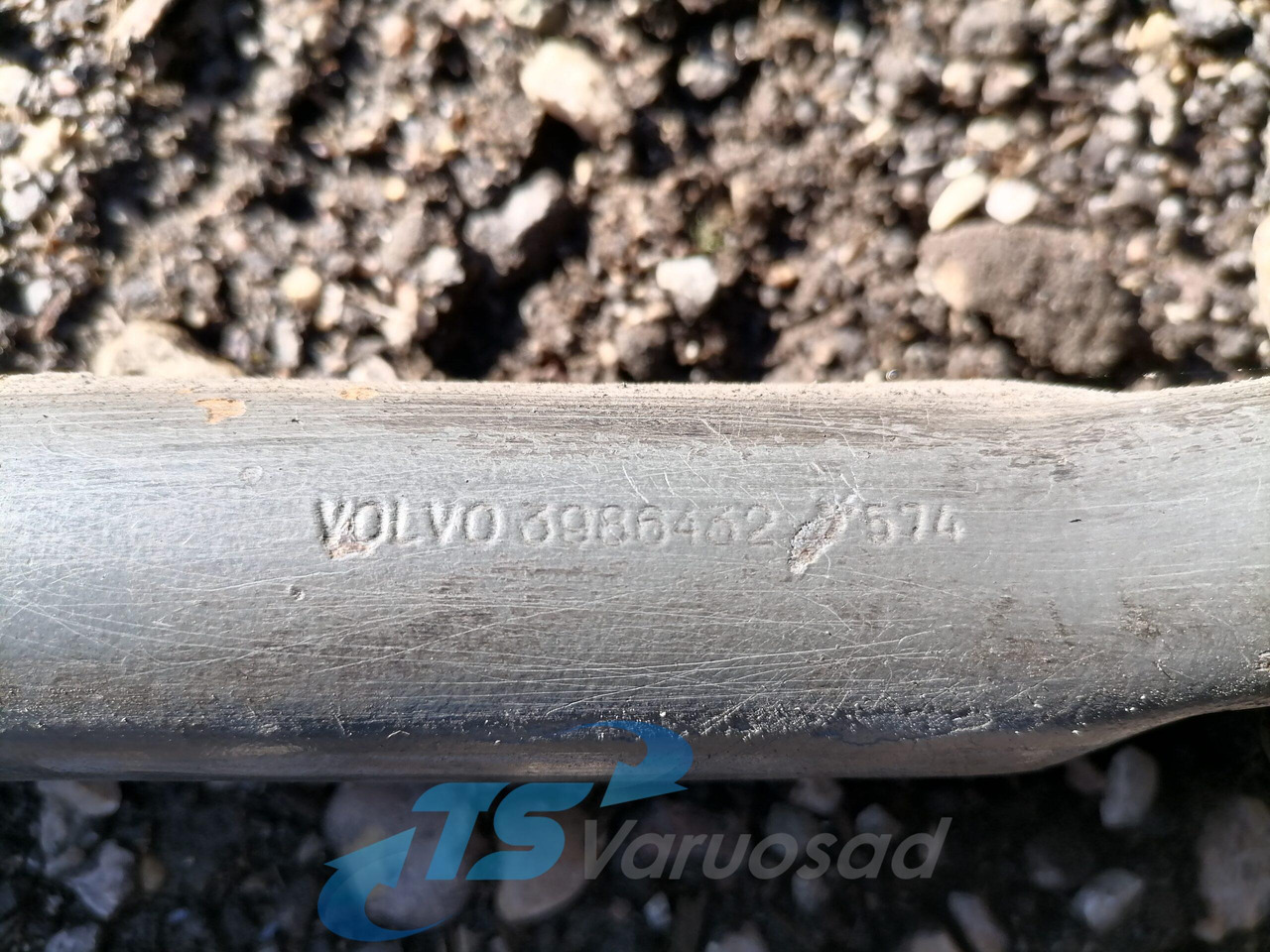 Volvo Anti-roll bar 3986432 - Stabilizátor rúd - Teherautó: 5 kép. Volvo Anti-roll bar 3986432 - Stabilizátor rúd - Teherautó: 5 kép.