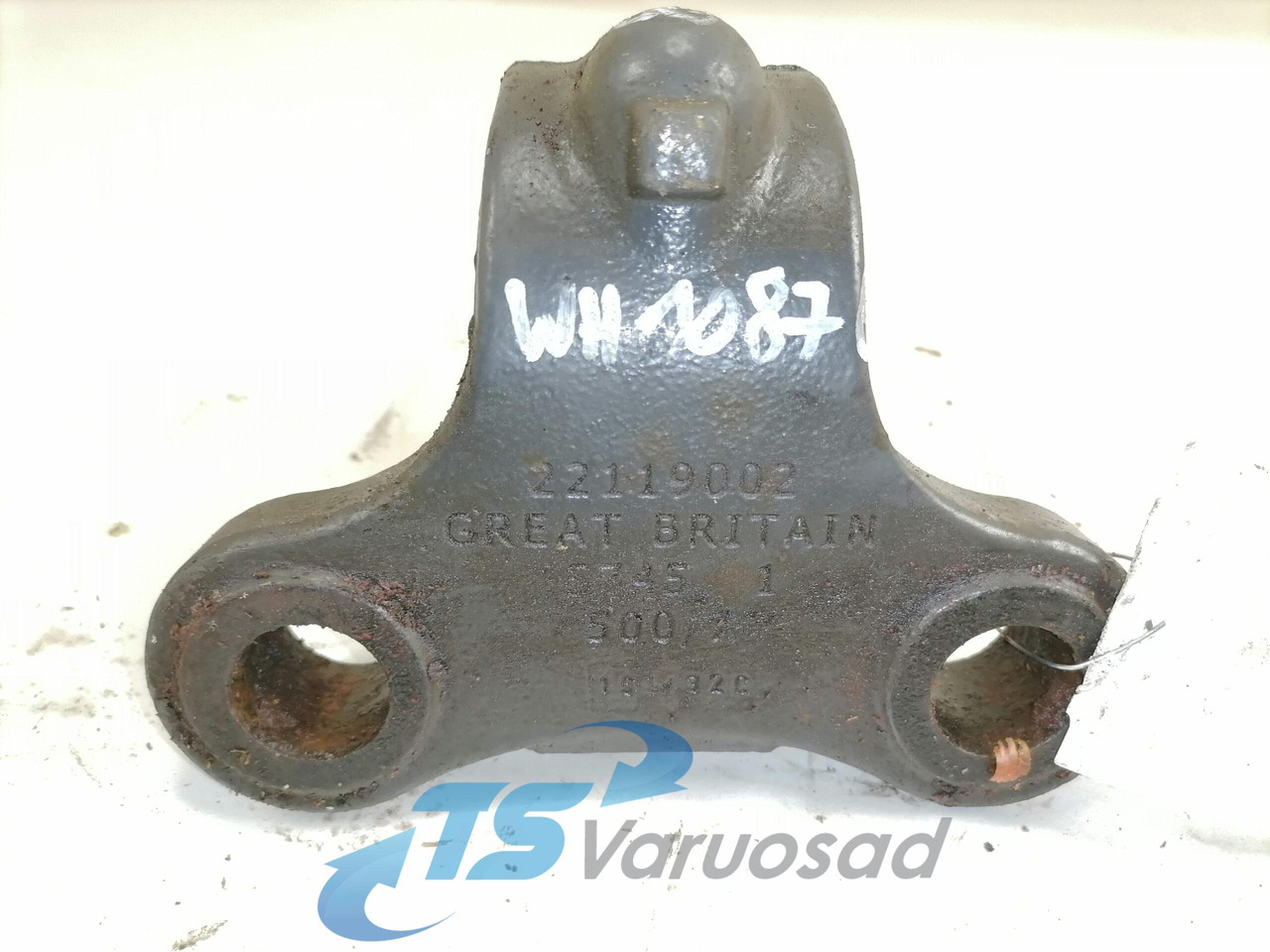 Volvo Anti-roll bar bracket 22119002 - Stabilizátor rúd - Teherautó: 2 kép. Volvo Anti-roll bar bracket 22119002 - Stabilizátor rúd - Teherautó: 2 kép.