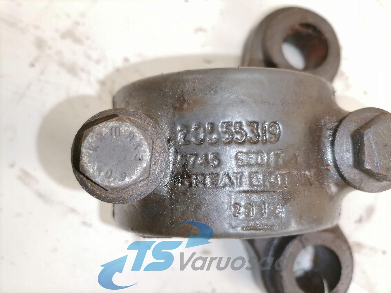 Volvo Anti-roll bar bracket 22119002 - Stabilizátor rúd - Teherautó: 3 kép. Volvo Anti-roll bar bracket 22119002 - Stabilizátor rúd - Teherautó: 3 kép.