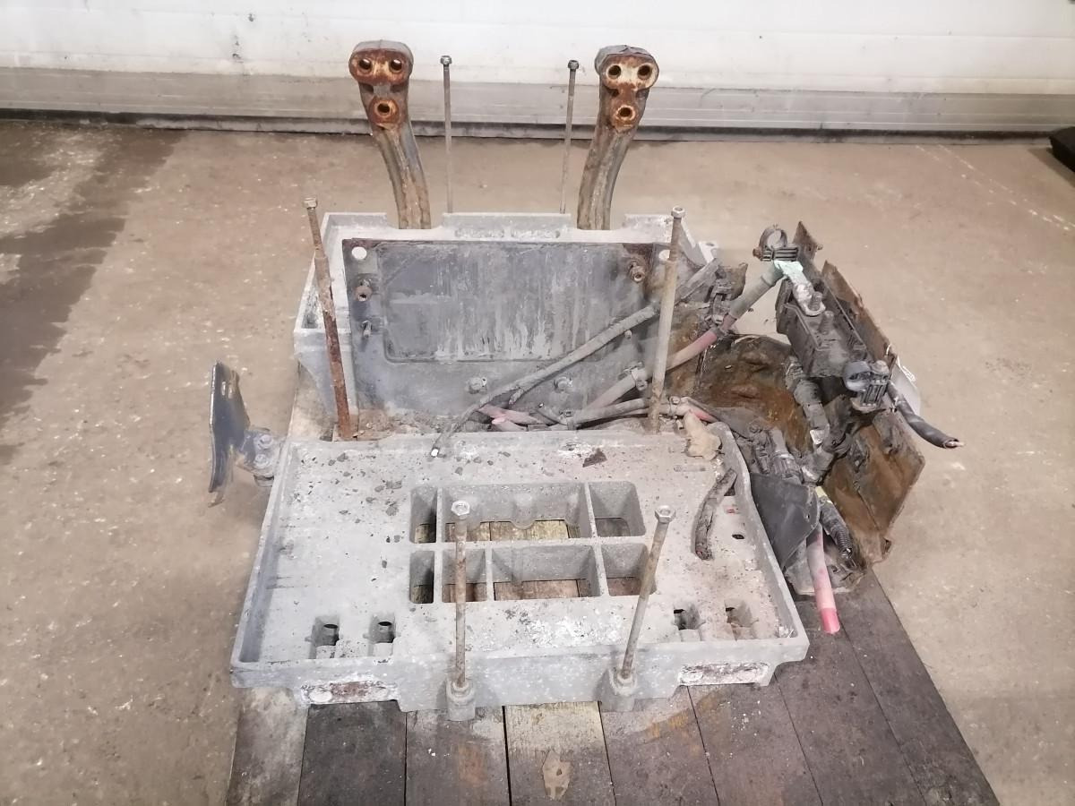 Volvo Battery box 22003951 - Akkumulátor - Teherautó: 2 kép. Volvo Battery box 22003951 - Akkumulátor - Teherautó: 2 kép.