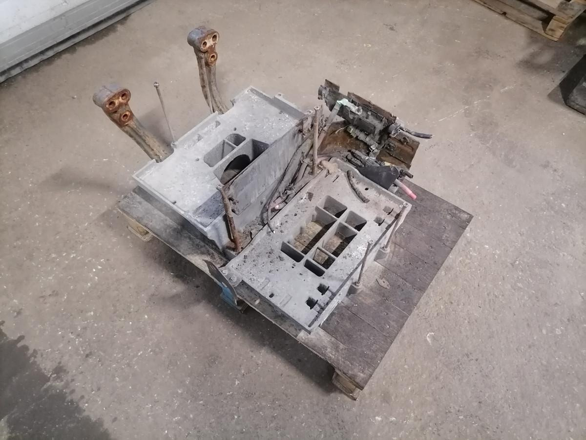 Volvo Battery box 22003951 - Akkumulátor - Teherautó: 1 kép. Volvo Battery box 22003951 - Akkumulátor - Teherautó: 1 kép.