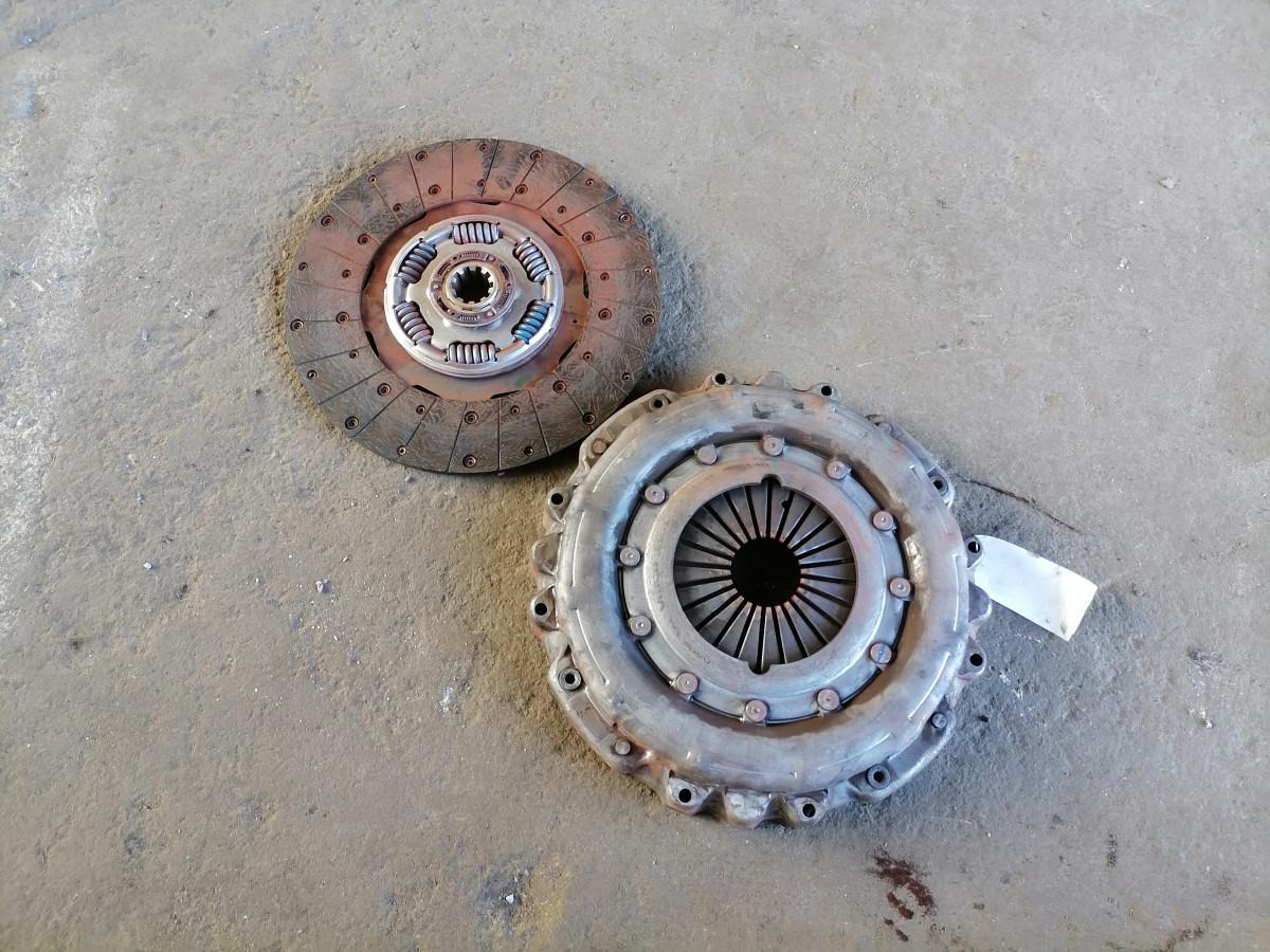 Volvo Clutch 20812540 - Kuplung és alkatrészek - Teherautó: 2 kép. Volvo Clutch 20812540 - Kuplung és alkatrészek - Teherautó: 2 kép.