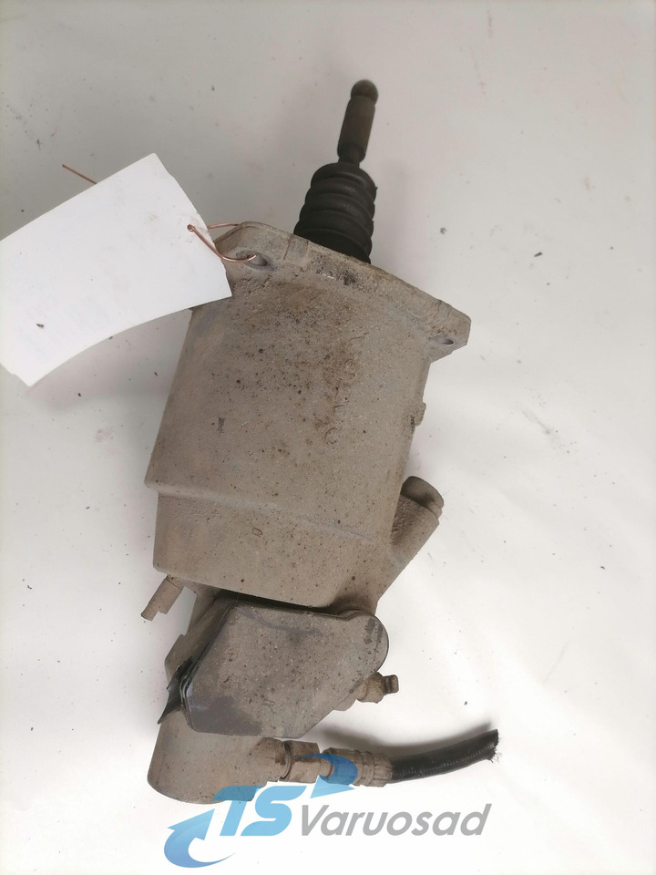 Volvo Clutch control 20524584 - Kuplung és alkatrészek - Teherautó: 1 kép. Volvo Clutch control 20524584 - Kuplung és alkatrészek - Teherautó: 1 kép.
