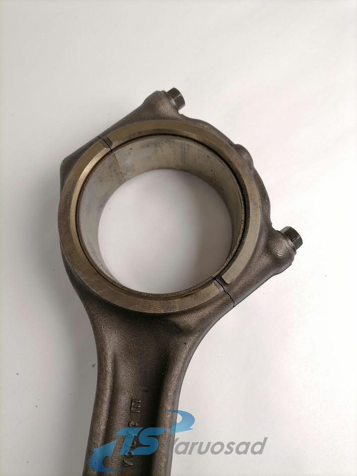 Volvo Connecting rod 20876840 - Dugattyú/ Gyűrű/ Persely - Teherautó: 2 kép. Volvo Connecting rod 20876840 - Dugattyú/ Gyűrű/ Persely - Teherautó: 2 kép.