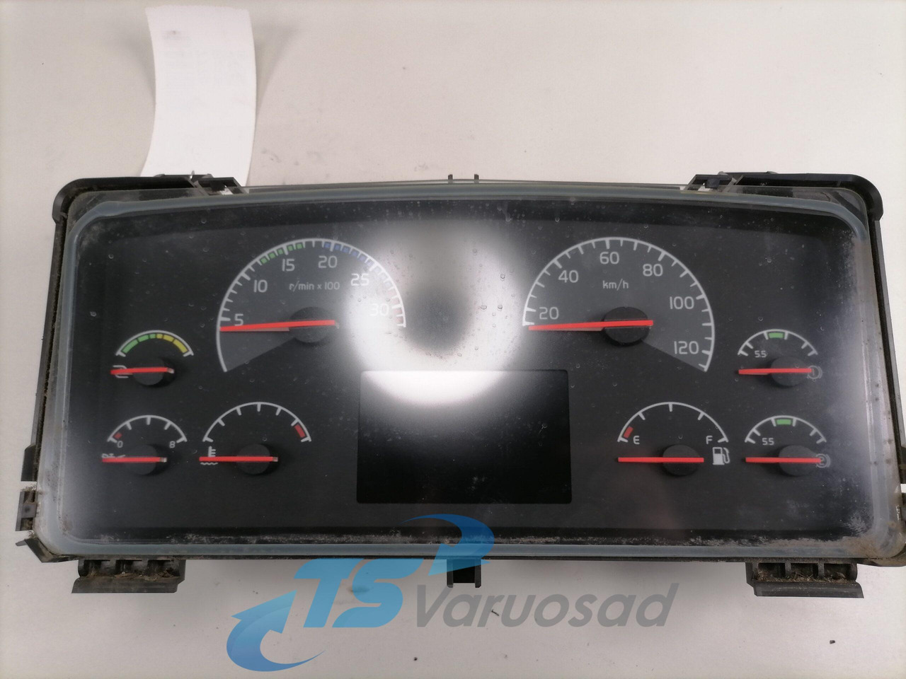 Volvo Dashboard 21375853 - Műszerfal - Teherautó: 2 kép. Volvo Dashboard 21375853 - Műszerfal - Teherautó: 2 kép.